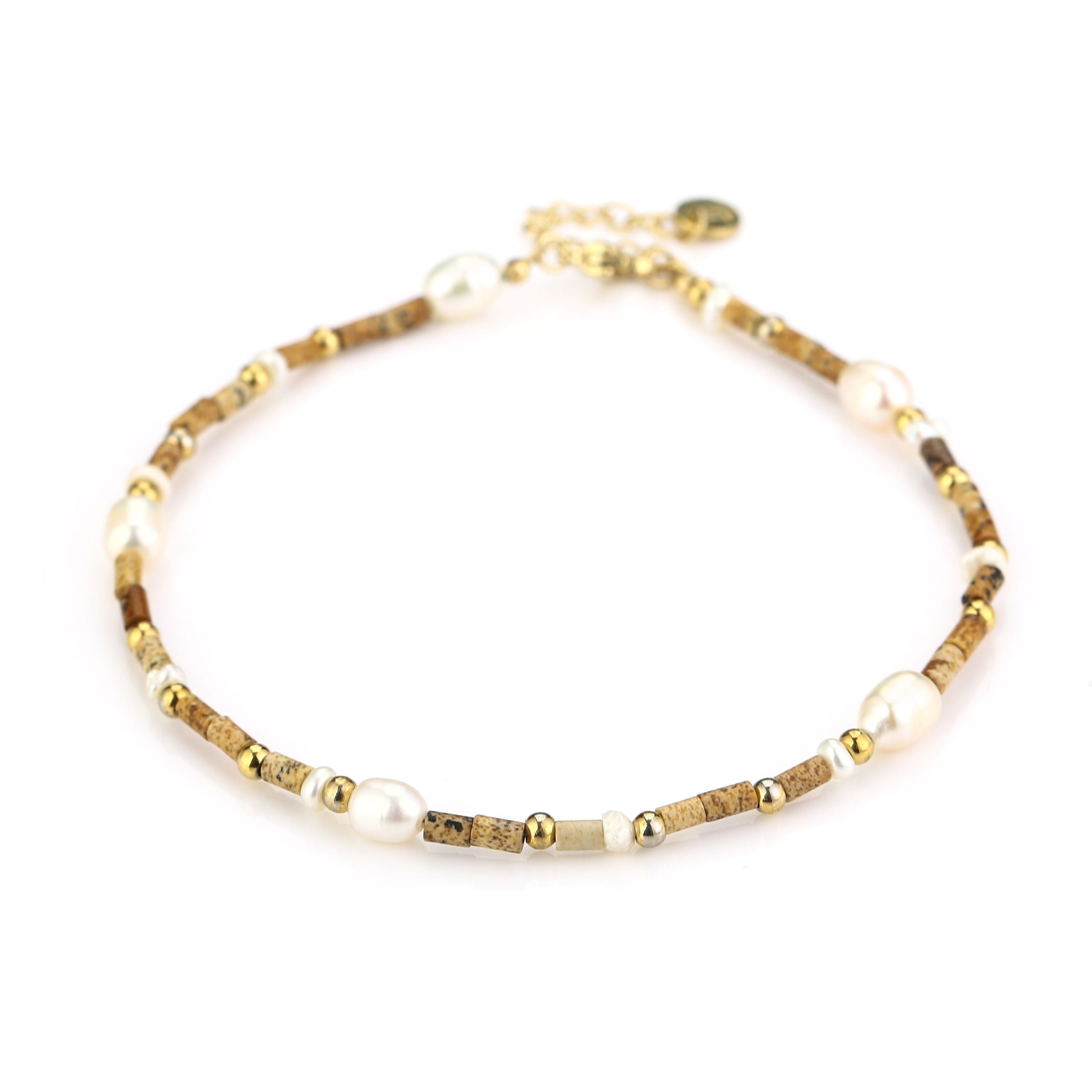 Beaded anklet with pearl | brown